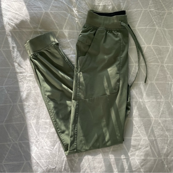 ๐ NWOT lululemon lab jogger - Picture 2 of 7